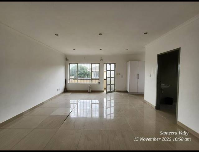 2 BEDROOM PROPERTY TO RENT IN OVERPORT